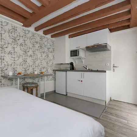 Apartament Parisien 20m2 En Face Du Musee Grevin - 2p - Flat-guest Paryż
